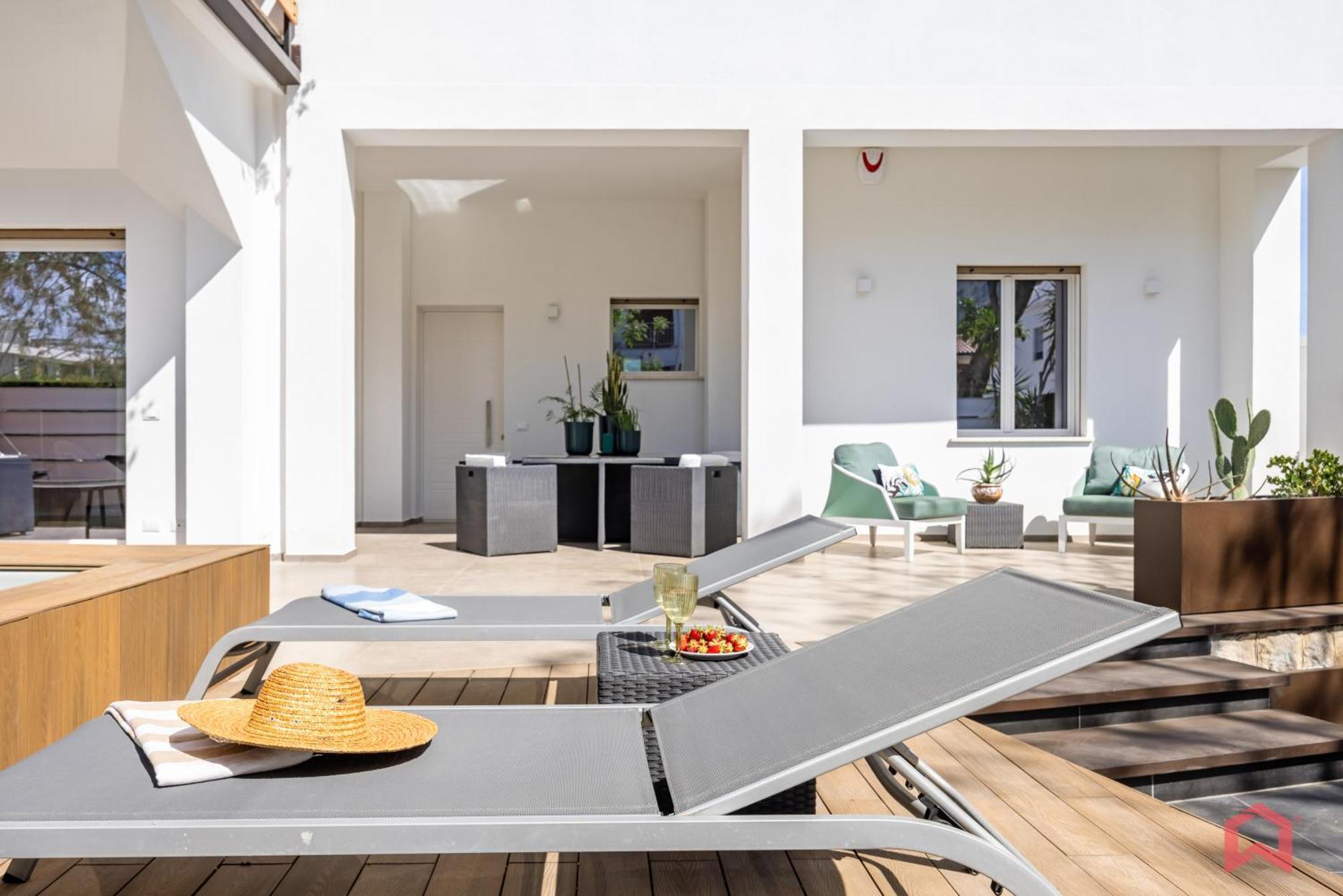 Appartamento In Villa Con Piscina Privata Palermo Eksteriør bilde